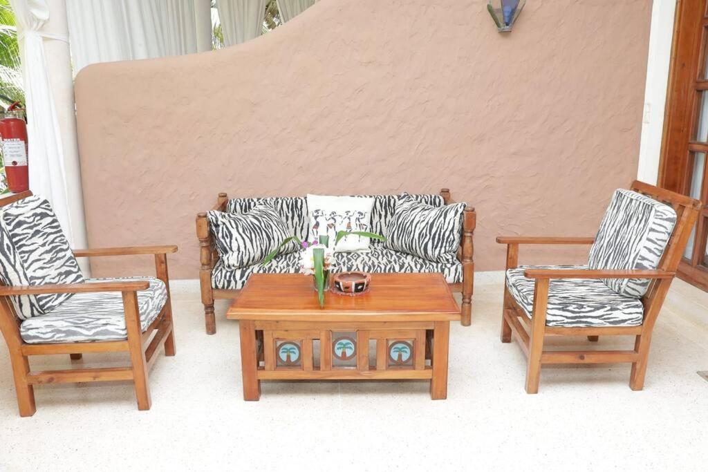Tembo Beach Cottage Malindi Exteriér fotografie