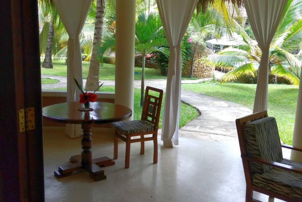 Tembo Beach Cottage Malindi Exteriér fotografie